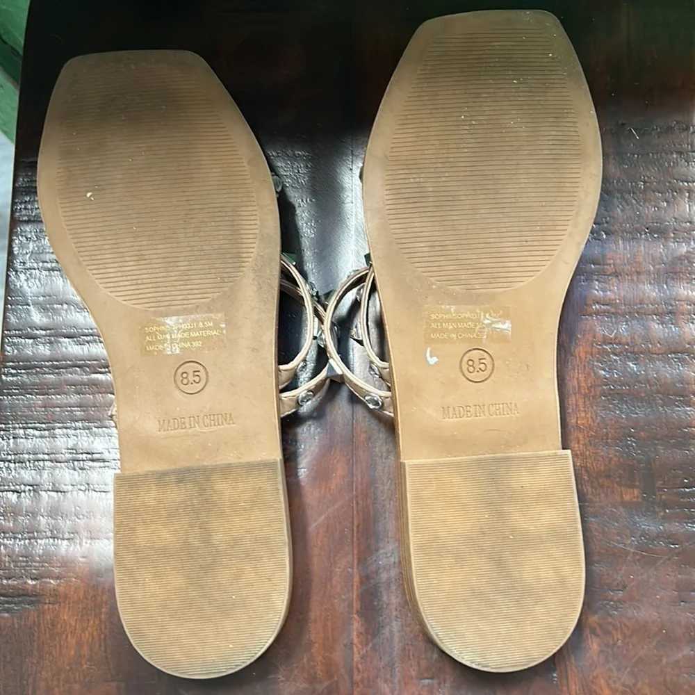 madden girl tan/silver studded slides size 8.5 - Picture 3 of 4